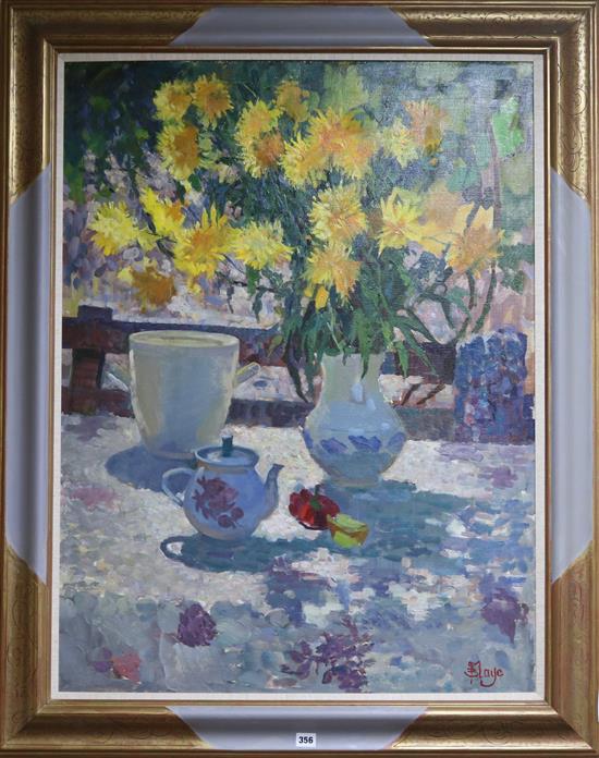 Boris Michajlovic Lavrenko (Russian, 1920-2001) Still life with chrysanthemums 102 x 76cm
